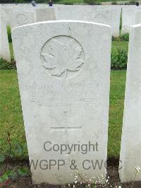 Etaples Military Cemetery - Wells, Harry